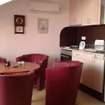 شقة Elinor Budjaka سوزوبول