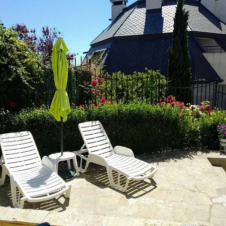 Apartamento Elinor Budjaka *