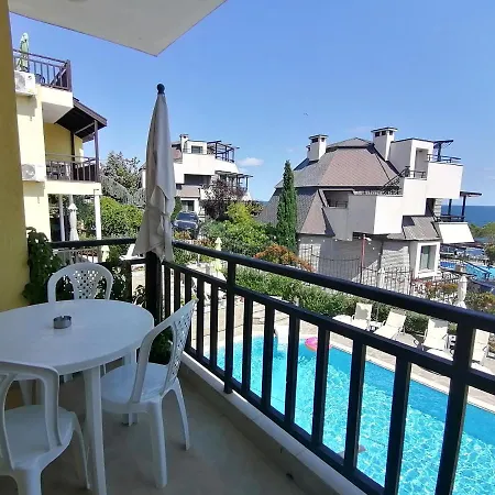 Elinor Budjaka * Sozopol