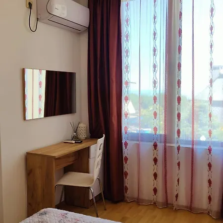 Apartman Elinor Budjaka *