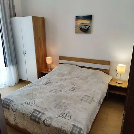 Apartament Elinor Budjaka *